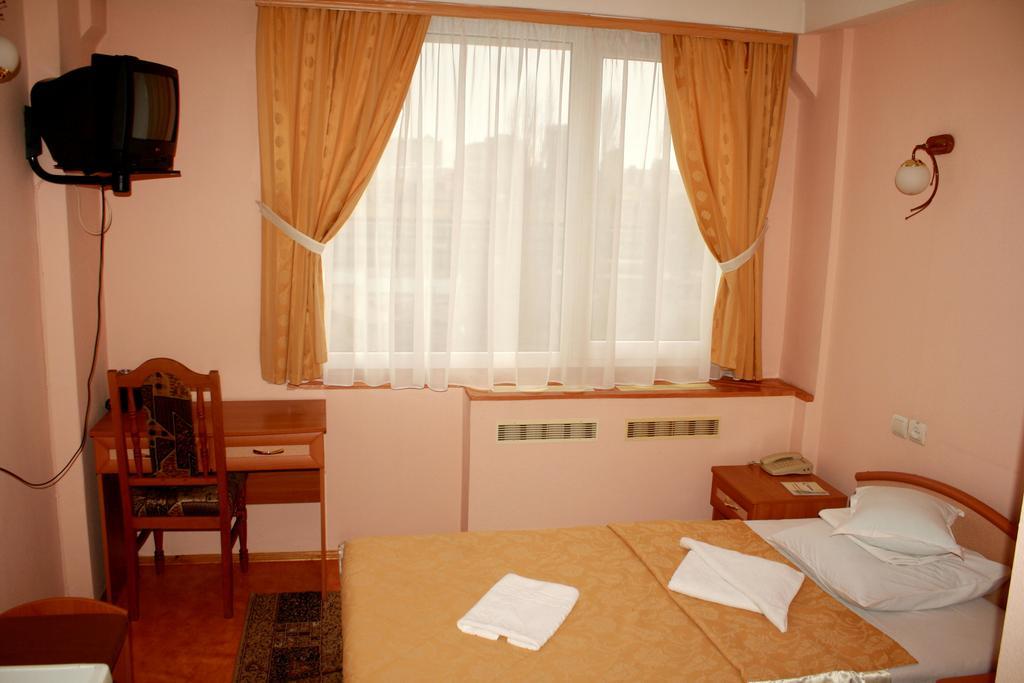 Druzhba Service Hotel Kiev Rum bild