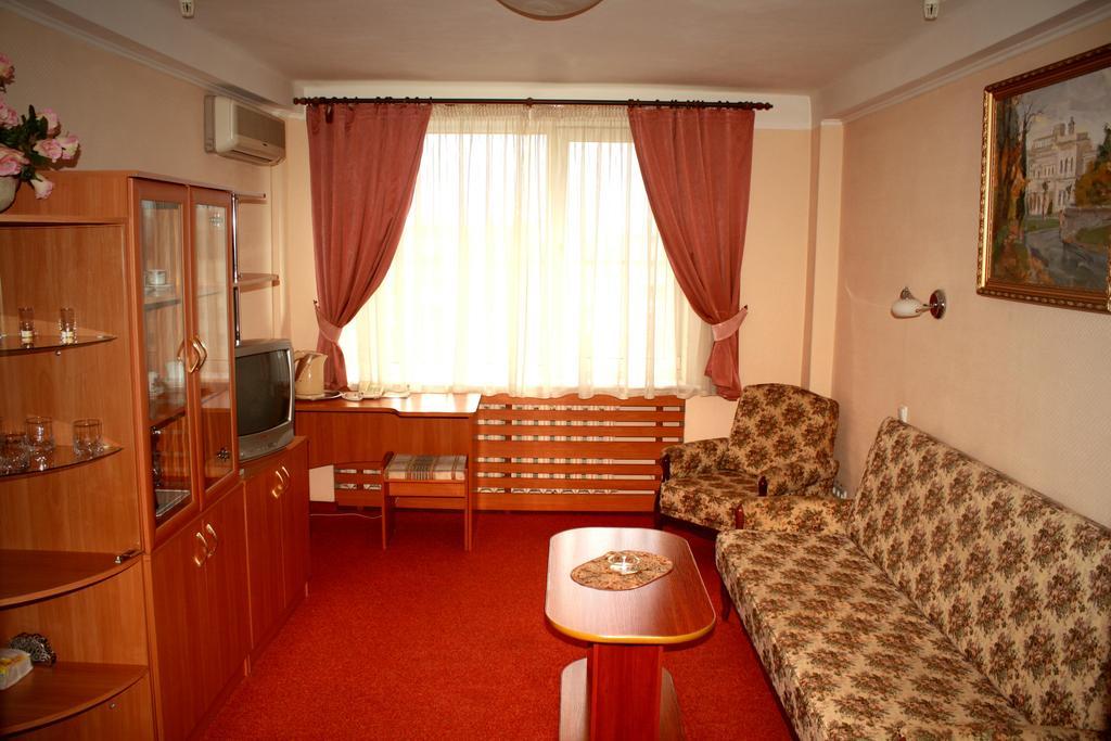 Druzhba Service Hotel Kiev Rum bild